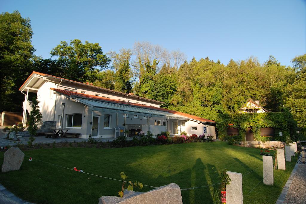 Busses Guesthouse Freiburg im Breisgau Zimmer foto